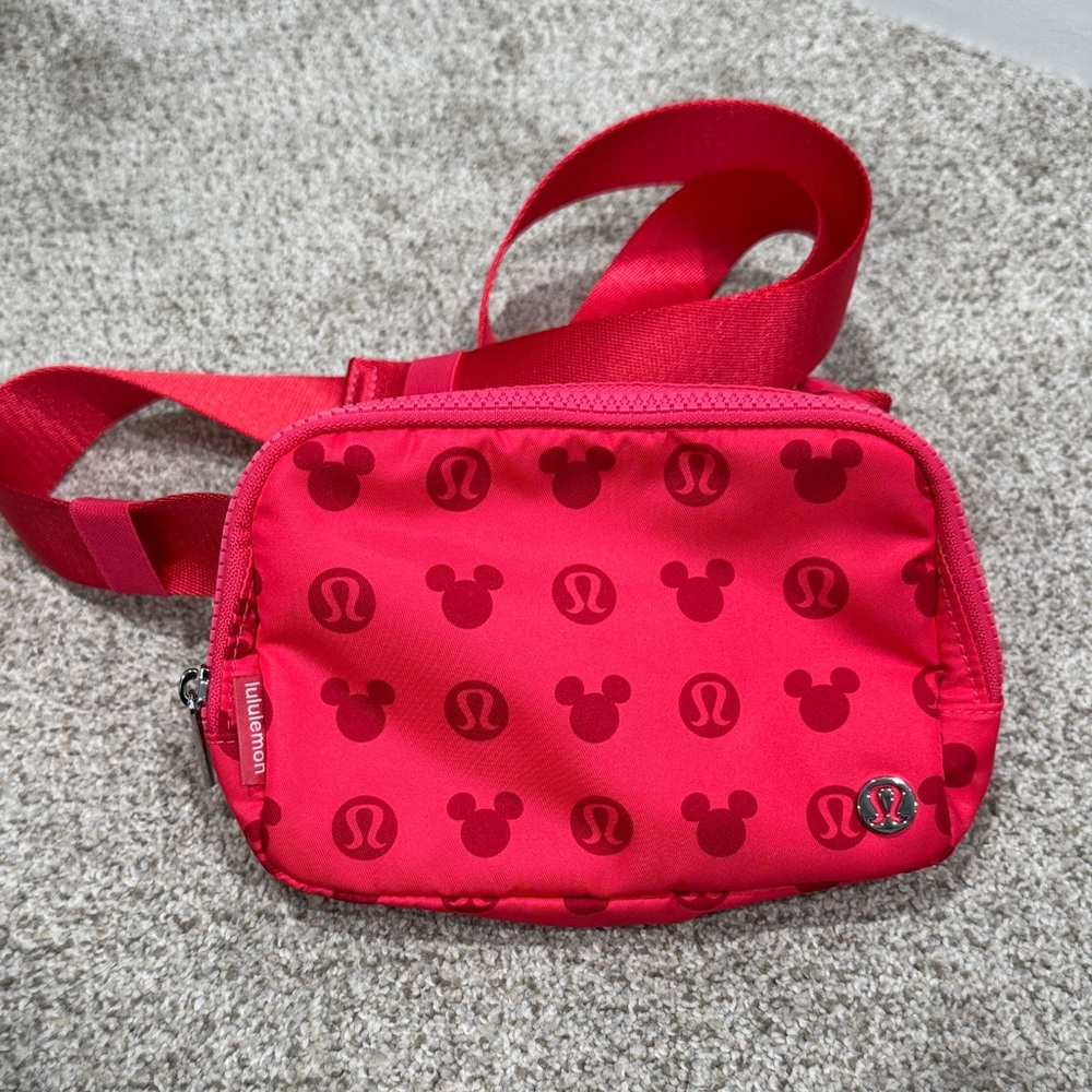 Lululemon Disney Collection Everywhere Belt Bag 1L
